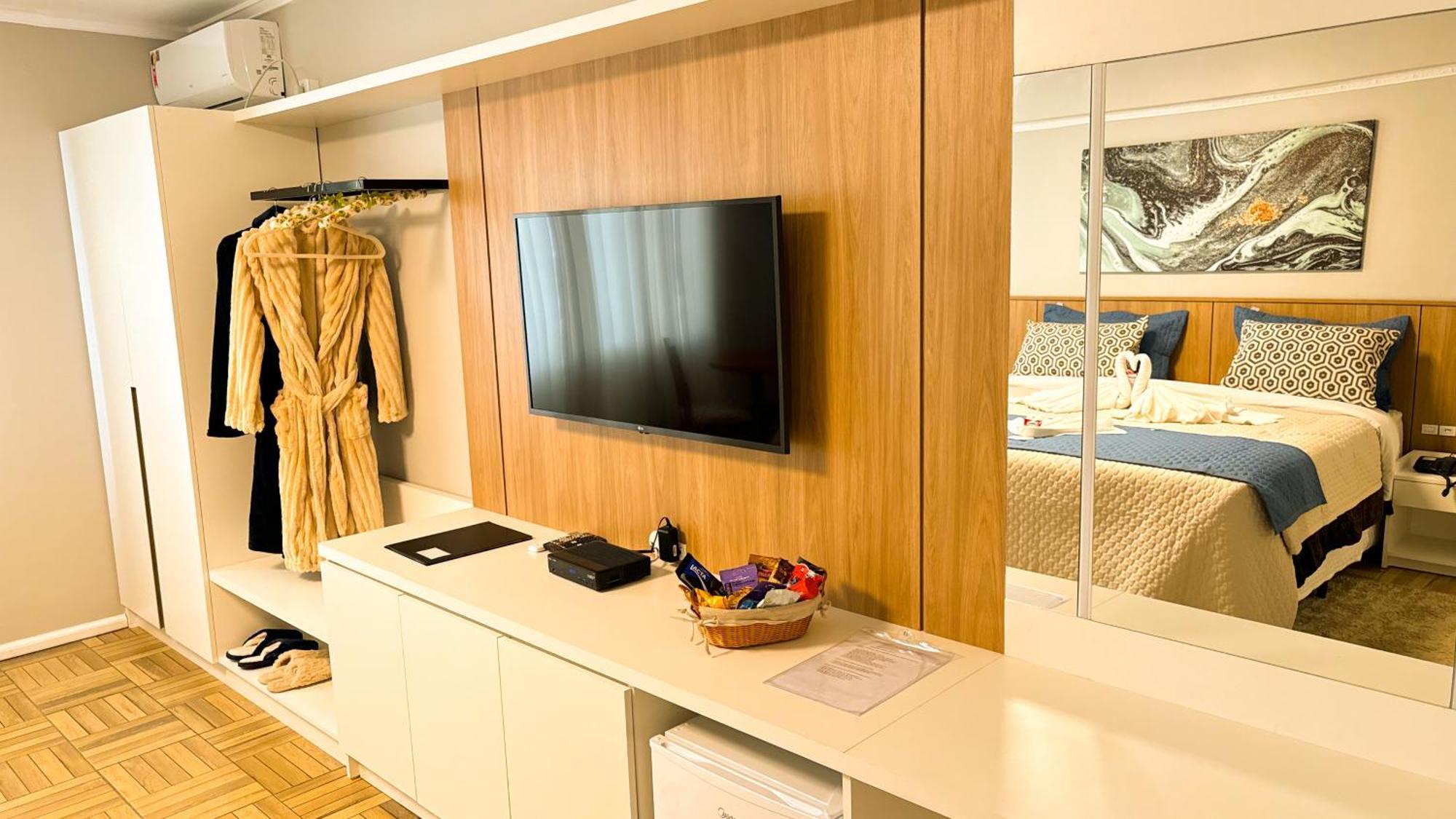 Fares Turis Hotel Uruguaiana Luaran gambar