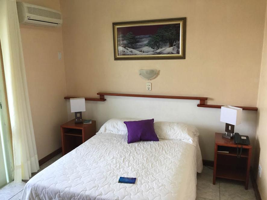 Fares Turis Hotel Uruguaiana Luaran gambar