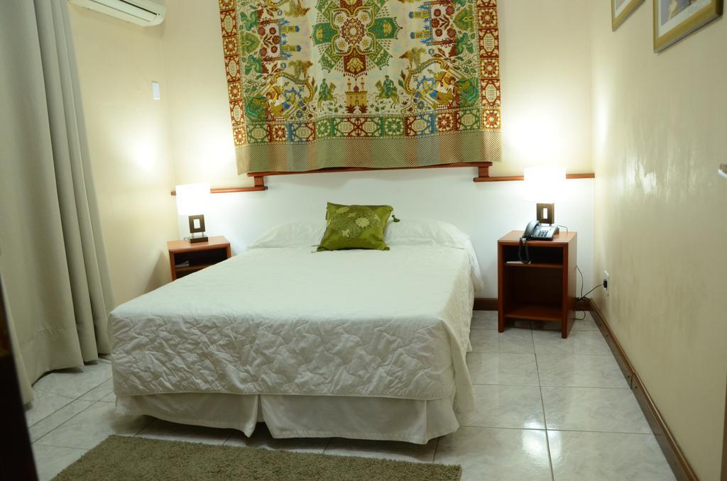 Fares Turis Hotel Uruguaiana Luaran gambar