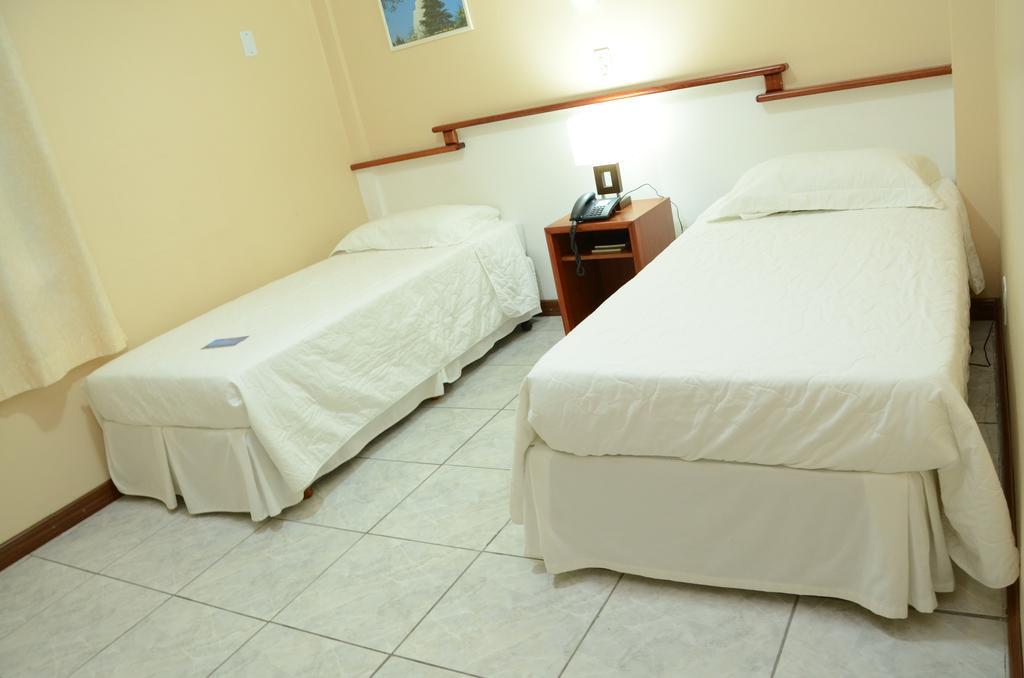 Fares Turis Hotel Uruguaiana Luaran gambar